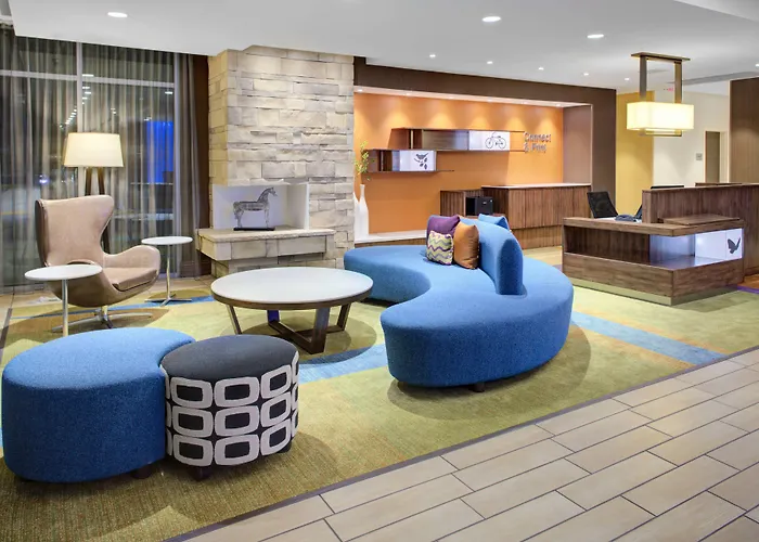 Fairfield Inn & Suites By Marriott Bakersfield North/Airport